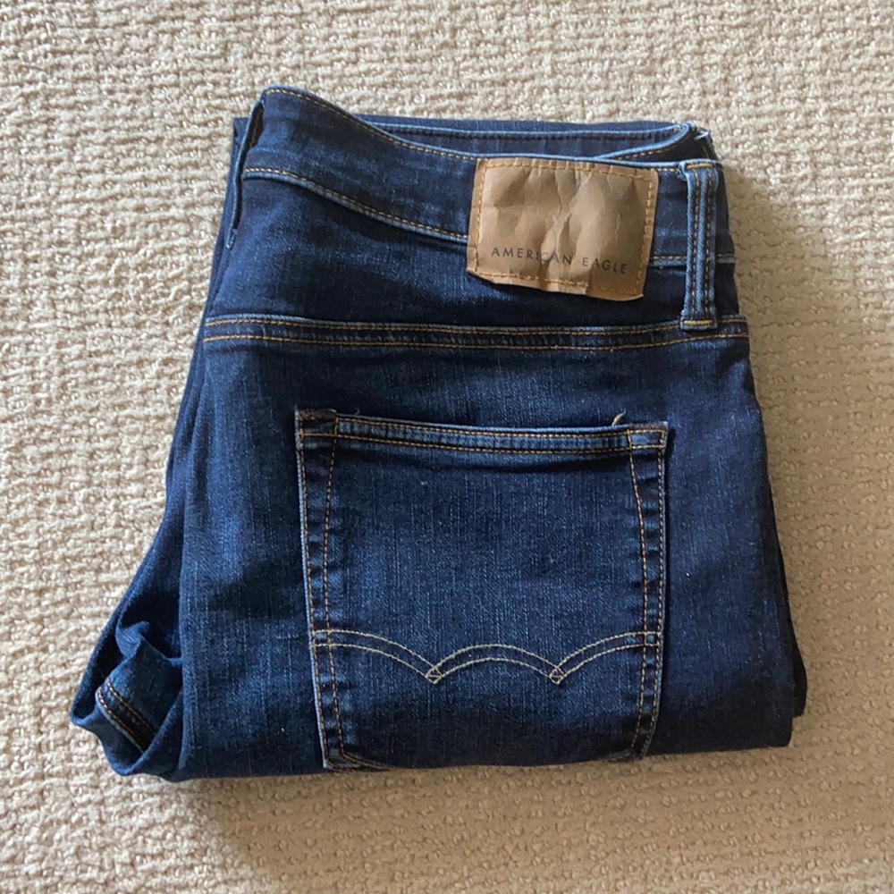 Men’s 31x32 AE Athletic Cut Jeans